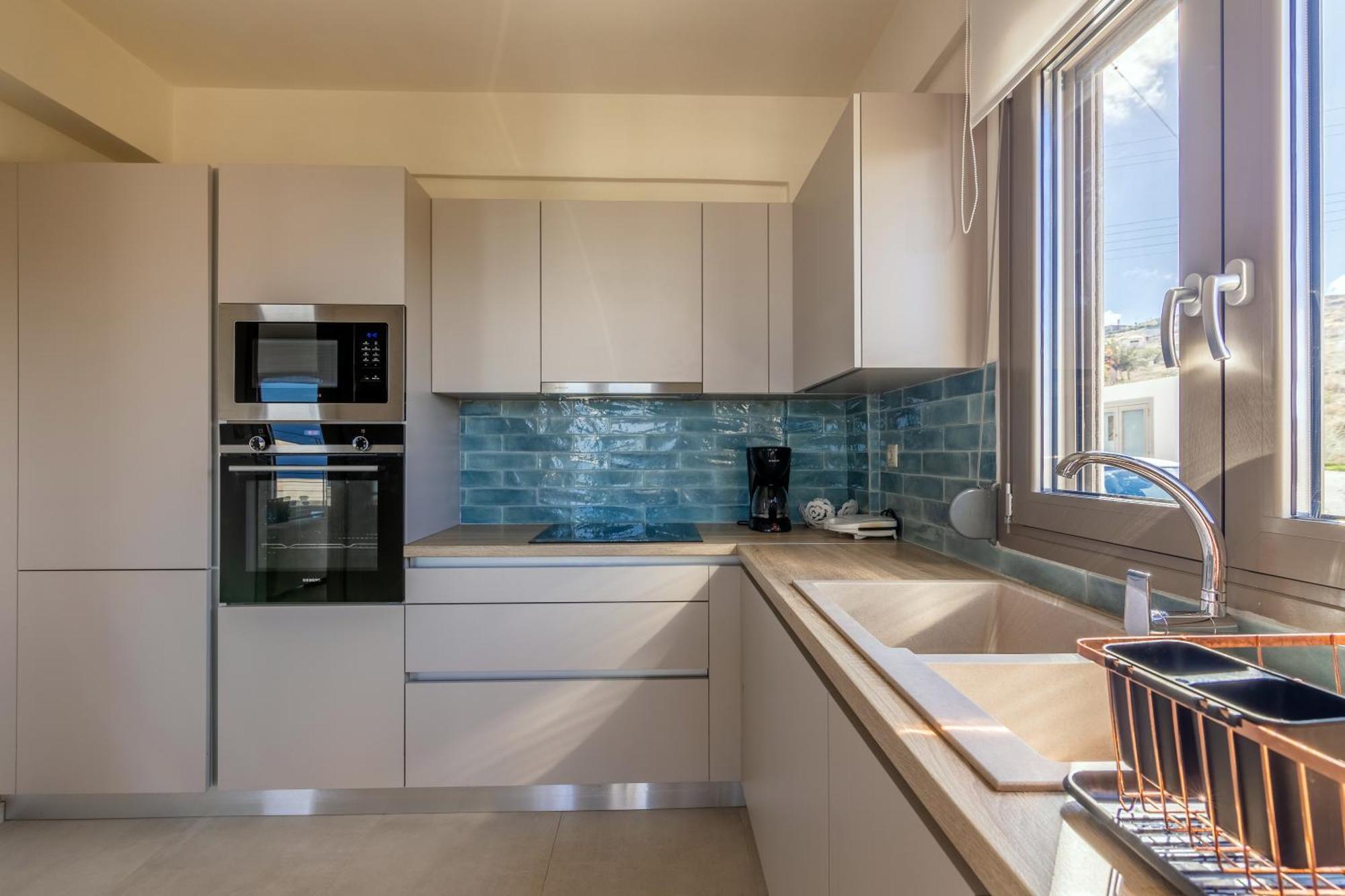 3 Bedroom Villa With Stunning Sea View & Private Parking Elia  Экстерьер фото