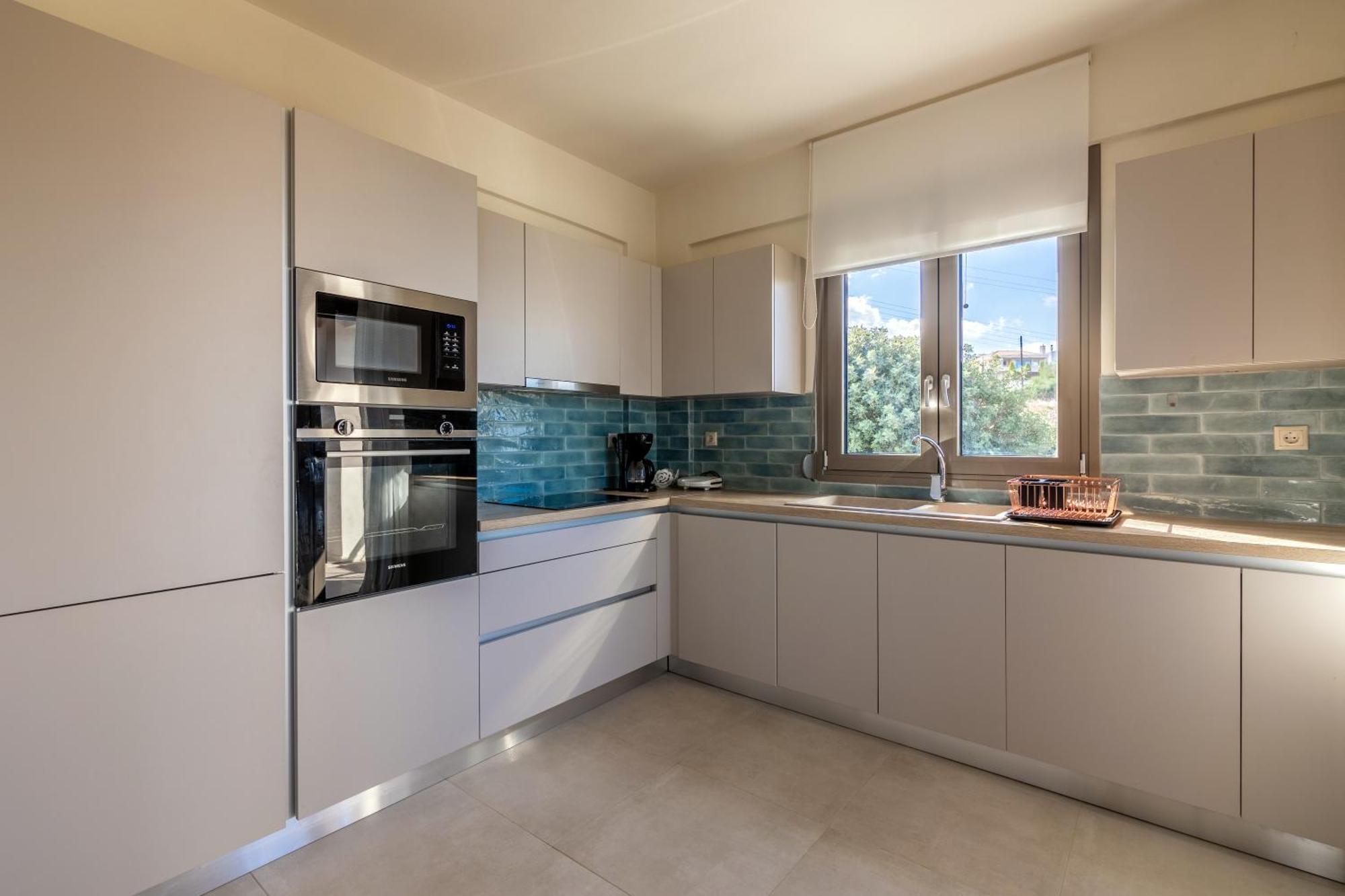 3 Bedroom Villa With Stunning Sea View & Private Parking Elia  Экстерьер фото
